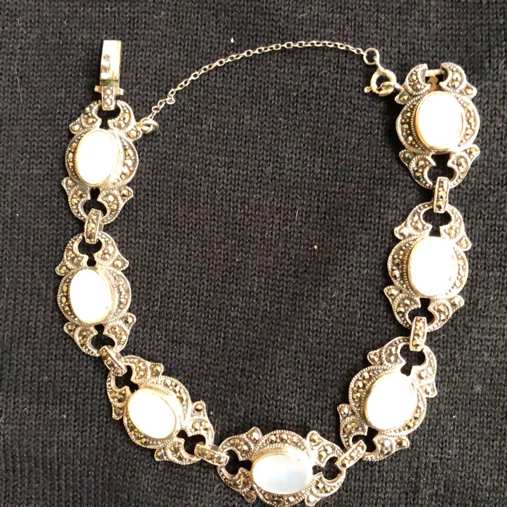 Vintage MOP bracelet